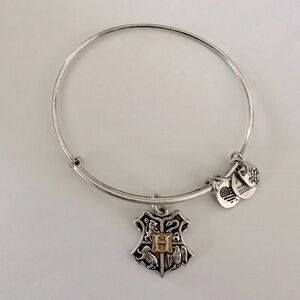 Alex and Ani Hogwarts Harry Potter Bangle Bracelet